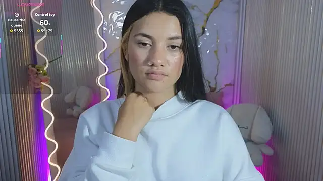 Snapshot of Chiara_tay chatting on 25, 4, 2026 Chiara tay online show from 25, 4, 2026