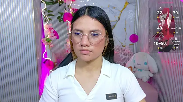 Snapshot of Chiara_tay chatting on 25, 6, 2026 Chiara tay online show from 25, 6, 2026