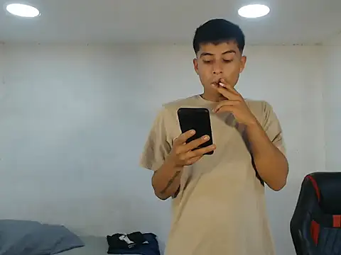 Snapshot of danielitopapuu chatting on 5, 11, 2025 danielitopapuu online show from 5, 11, 2025