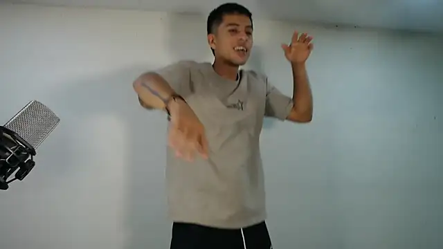 Snapshot of danielitopapuu chatting on 20, 11, 2025 danielitopapuu online show from 20, 11, 2025