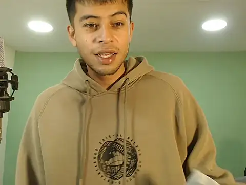 Snapshot of danielitopapuu chatting on 28, 11, 2025 danielitopapuu online show from 28, 11, 2025