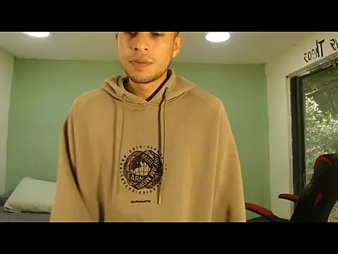 Snapshot of danielitopapuu chatting on 6, 1, 2026 danielitopapuu online show from 6, 1, 2026