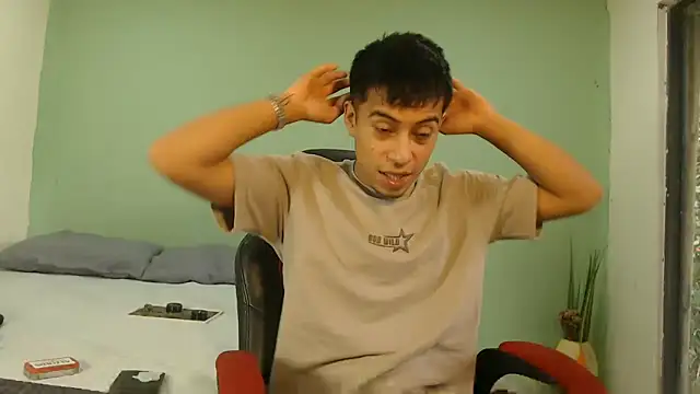 Snapshot of danielitopapuu chatting on 13, 2, 2026 danielitopapuu online show from 13, 2, 2026