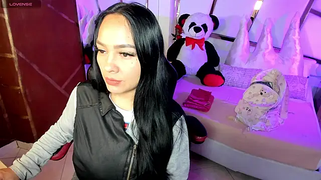 Snapshot of ginebra_ness chatting on 9, 1, 2025 ginebra ness online show from 9, 1, 2025