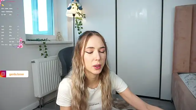 Snapshot of heidas_dream chatting on 25, 9, 2025 heidas dream online show from 25, 9, 2025