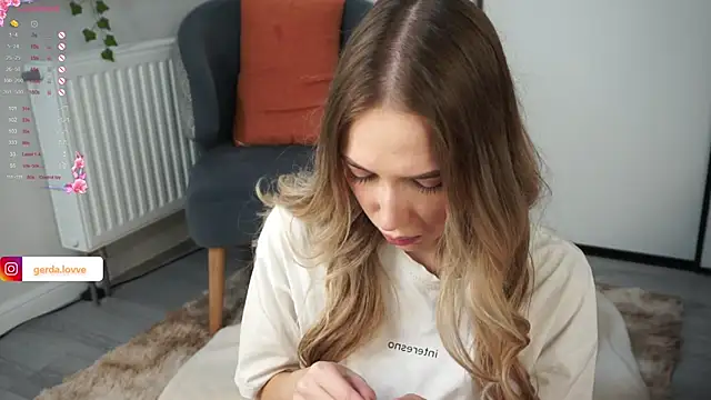 Snapshot of heidas_dream chatting on 28, 9, 2025 heidas dream online show from 28, 9, 2025