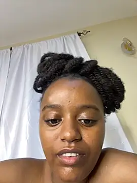 Snapshot of Doublefreaks chatting on 18, 11, 2025 Doublefreaks online show from 18, 11, 2025