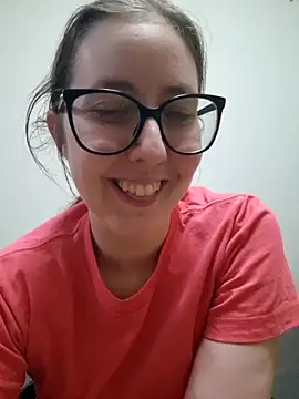 Snapshot of Sarah459 chatting on 8, 4, 2026 Sarah459 online show from 8, 4, 2026