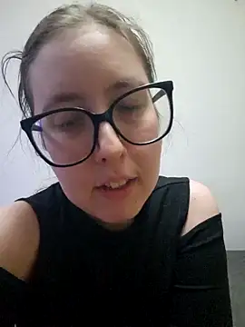 Snapshot of Sarah459 chatting on 23, 6, 2026 Sarah459 online show from 23, 6, 2026