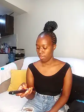 Snapshot of Oliviia_ chatting on 13, 10, 2025 Oliviia  online show from 13, 10, 2025