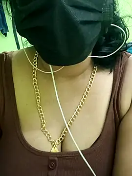 Snapshot of Aishu-tamil09 chatting on 17, 12, 2024 Aishu-tamil09 online show from 17, 12, 2024