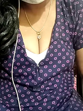 Snapshot of Aishu-tamil09 chatting on 28, 2, 2025 Aishu-tamil09 online show from 28, 2, 2025