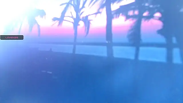 Snapshot of RoseRed69 chatting on 30, 10, 2025 RoseRed69 online show from 30, 10, 2025