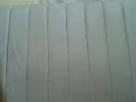 Queen loveer online show from 5, 3, 2025