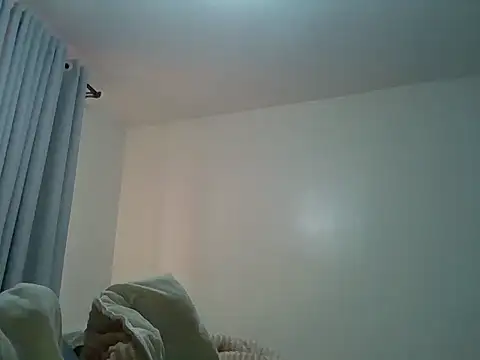 Queen loveer online show from 17, 12, 2025