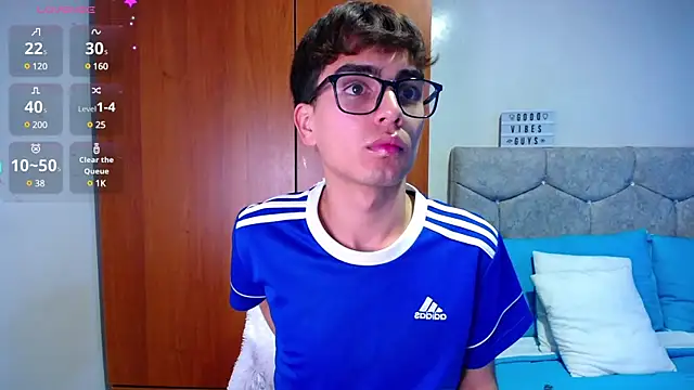 OwenBluee online show from 14, 1, 2025