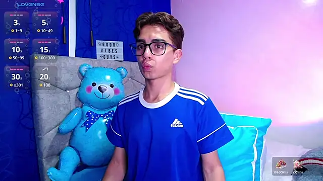 OwenBluee online show from 24, 1, 2025