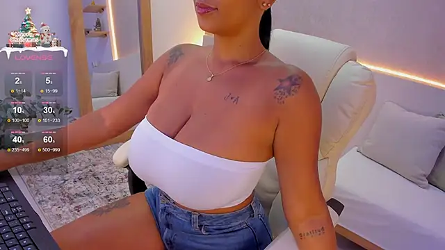 anahi ryan  online show from 22, 12, 2024