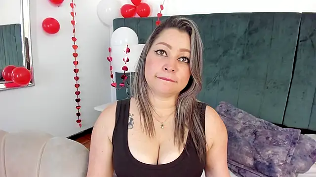 Snapshot of PandoraB_ chatting on 28, 2, 2025 PandoraB online show from 28, 2, 2025