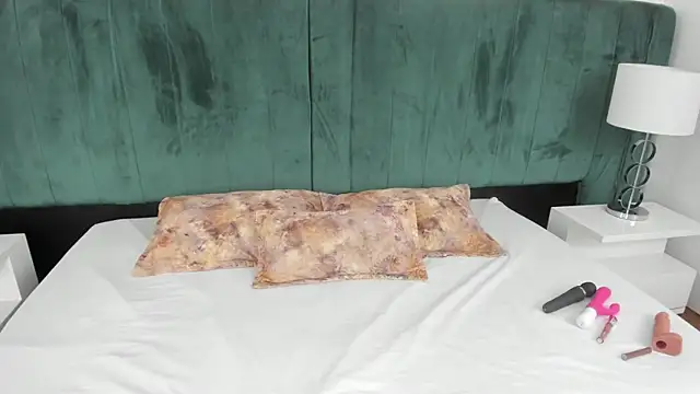 Snapshot of PandoraB_ chatting on 24, 9, 2025 PandoraB online show from 24, 9, 2025