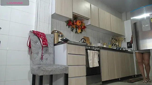 Snapshot of Jadeee_ chatting on 7, 10, 2025 Jadeee online show from 7, 10, 2025