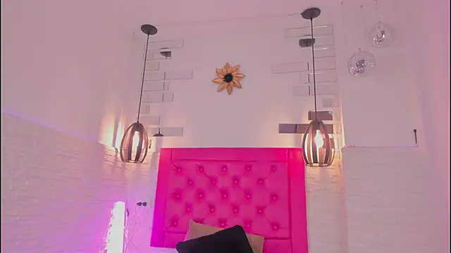 Snapshot of mia_six66 chatting on 15, 1, 2025 mia six66 online show from 15, 1, 2025