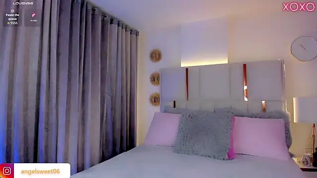 Snapshot of ANGELL06 chatting on 12, 10, 2025 ANGELL06 online show from 12, 10, 2025