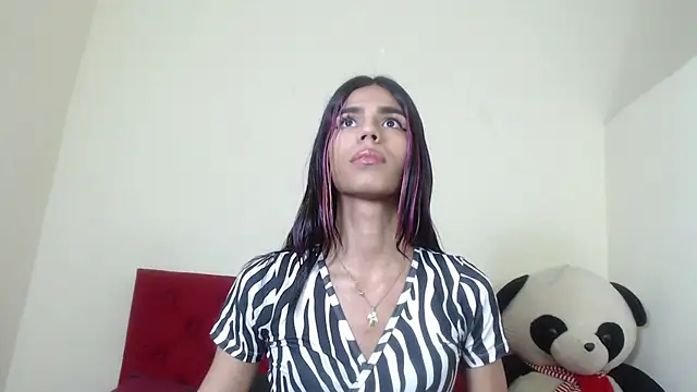 Snapshot of Luluu_08 chatting on 6, 2, 2025 Luluu 08 online show from 6, 2, 2025