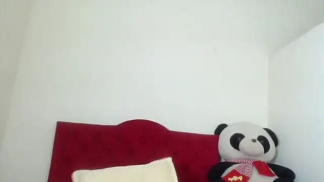 Snapshot of Luluu_08 chatting on 12, 2, 2025 Luluu 08 online show from 12, 2, 2025