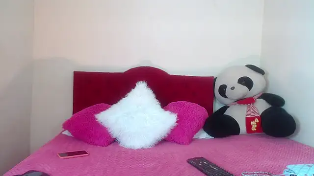 Snapshot of Luluu_08 chatting on 17, 3, 2025 Luluu 08 online show from 17, 3, 2025