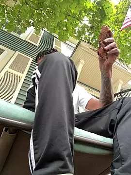 Snapshot of rayyymack chatting on 23, 9, 2025 rayyymack online show from 23, 9, 2025