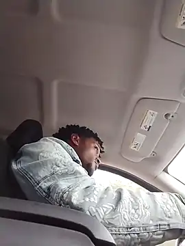 Snapshot of rayyymack chatting on 24, 9, 2025 rayyymack online show from 24, 9, 2025