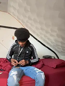 Snapshot of rayyymack chatting on 26, 9, 2025 rayyymack online show from 26, 9, 2025