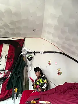 Snapshot of rayyymack chatting on 4, 4, 2026 rayyymack online show from 4, 4, 2026