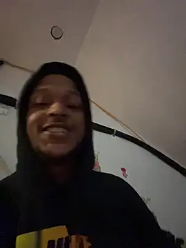 Snapshot of rayyymack chatting on 6, 4, 2026 rayyymack online show from 6, 4, 2026