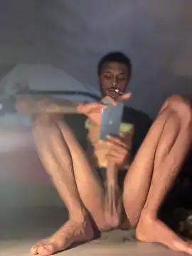 Snapshot of rayyymack chatting on 15, 4, 2026 rayyymack online show from 15, 4, 2026