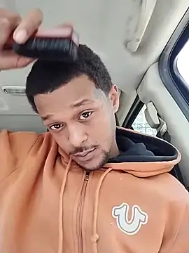 Snapshot of rayyymack chatting on 21, 4, 2026 rayyymack online show from 21, 4, 2026