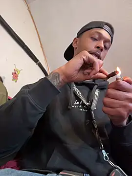 Snapshot of rayyymack chatting on 22, 4, 2026 rayyymack online show from 22, 4, 2026