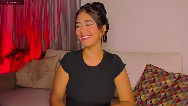 Snapshot of azzahara069 chatting on 9, 1, 2025 azzahara069 online show from 9, 1, 2025