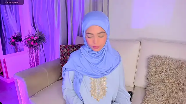 Snapshot of azzahara069 chatting on 25, 2, 2025 azzahara069 online show from 25, 2, 2025