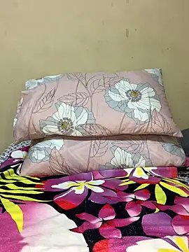 Snapshot of HornyxLadie chatting on 6, 3, 2025 HornyxLadie online show from 6, 3, 2025