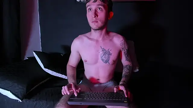 Snapshot of Dylanwhite23_ chatting on 29, 10, 2025 Dylanwhite23 online show from 29, 10, 2025