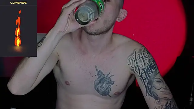 Snapshot of Dylanwhite23_ chatting on 7, 2, 2026 Dylanwhite23 online show from 7, 2, 2026