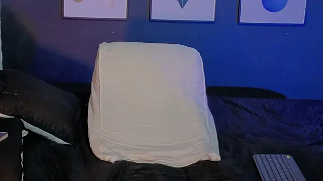 Snapshot of Dylanwhite23_ chatting on 3, 3, 2026 Dylanwhite23 online show from 3, 3, 2026