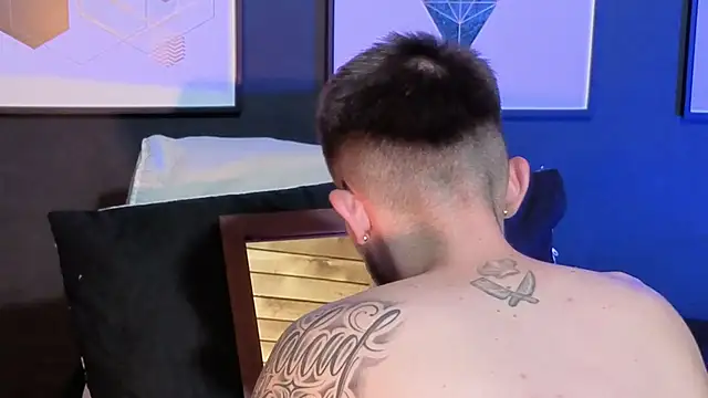 Snapshot of Dylanwhite23_ chatting on 2, 4, 2026 Dylanwhite23 online show from 2, 4, 2026