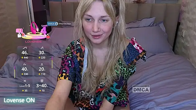 GoodGirl0024 online show from 10, 3, 2025