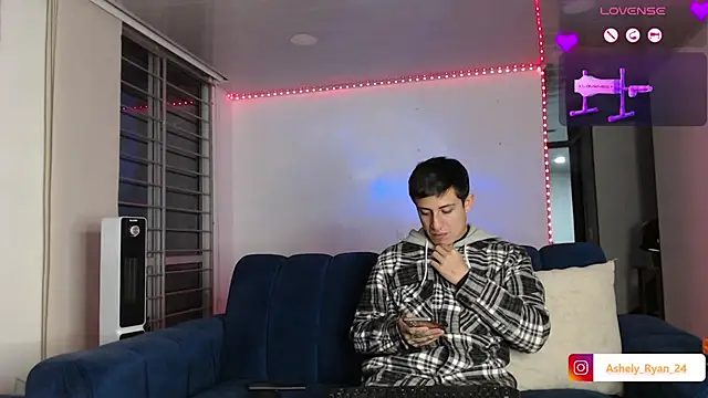 ashely ryan24 online show from 11, 11, 2025