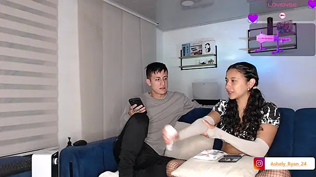 Snapshot of ashely_ryan24 chatting on 12, 1, 2026 ashely ryan24 online show from 12, 1, 2026