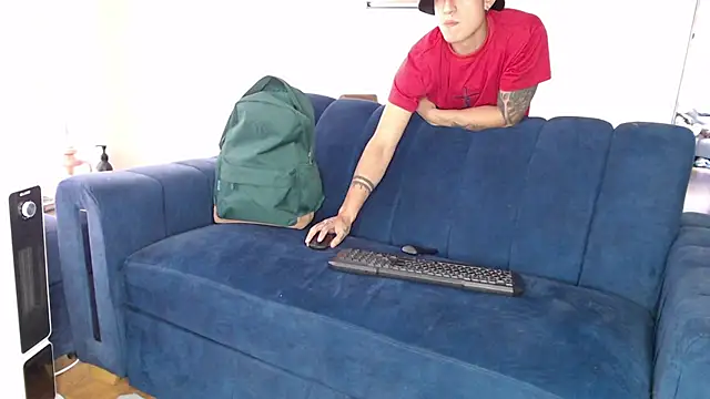 Snapshot of ashely_ryan24 chatting on 1, 2, 2026 ashely ryan24 online show from 1, 2, 2026