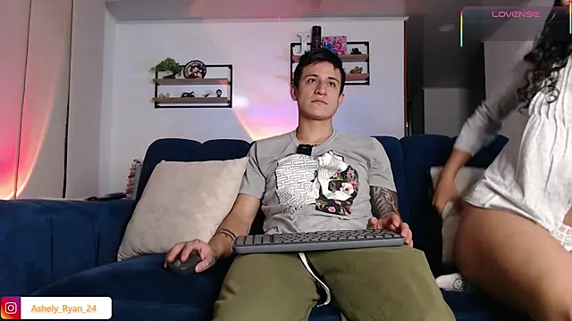 Snapshot of ashely_ryan24 chatting on 31, 3, 2026 ashely ryan24 online show from 31, 3, 2026